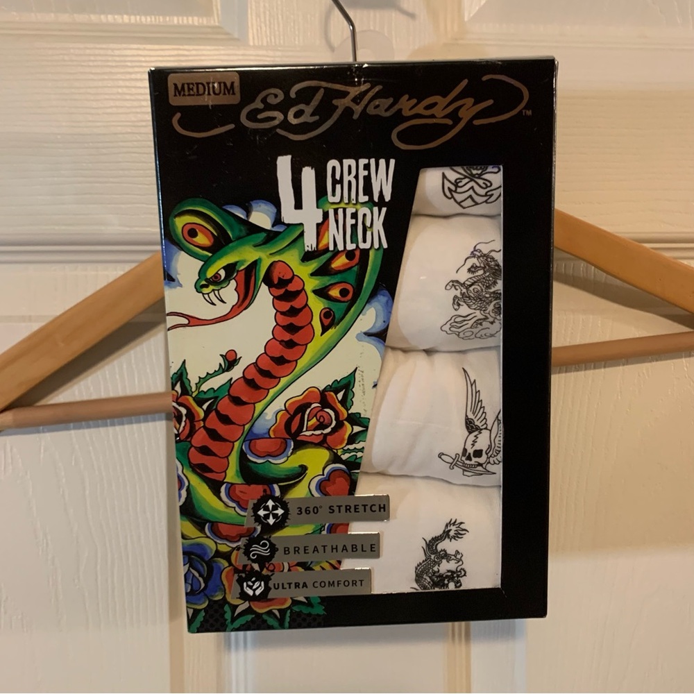 NWT Ed Hardy 4-Pack Crew Neck T-Shirts - White